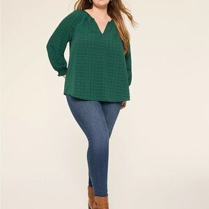 Lane Bryant size 18/20 nwt swing Emerald Textured V-Neck Blouse